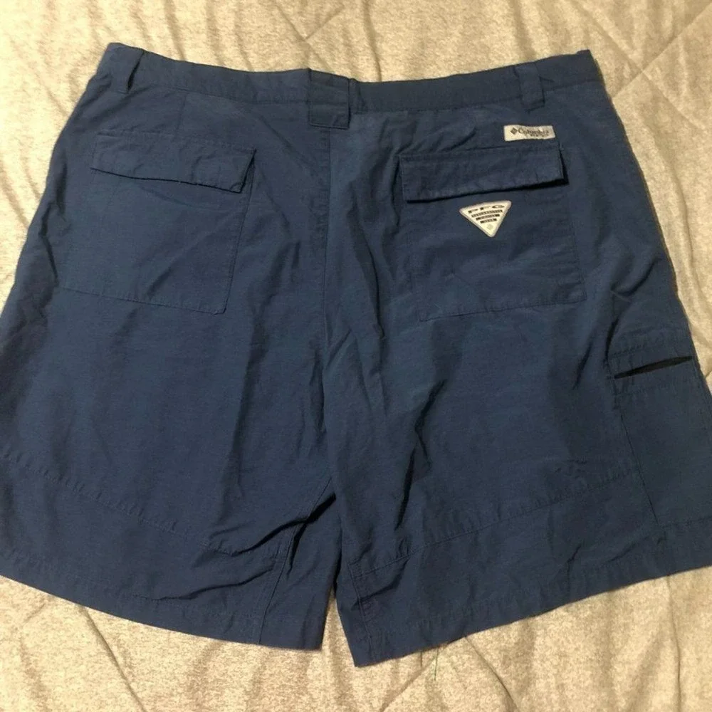Columbia PFG Omni-Shade Mens‎ Navy Blue Fishing Cargo Shorts Size 42 Ripstop